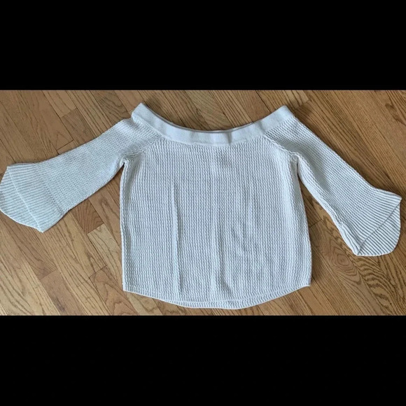 Abercrombie Off the Shoulder Sweater - Picture 1 of 6